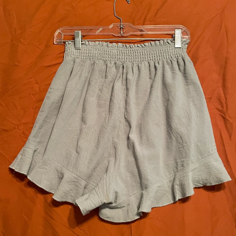Skirt/ shorts